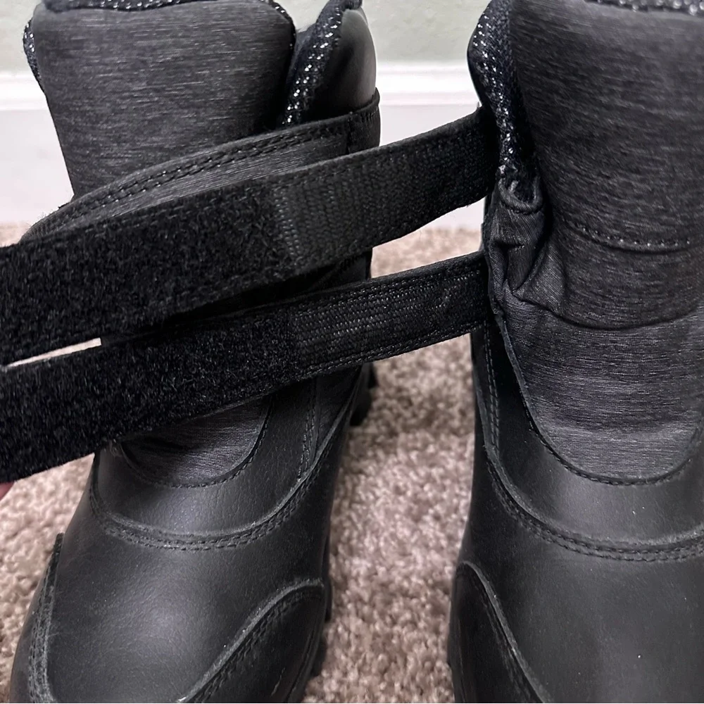All in Motion Black and Gray Rain & Snow Boots with Velcro Straps size 13